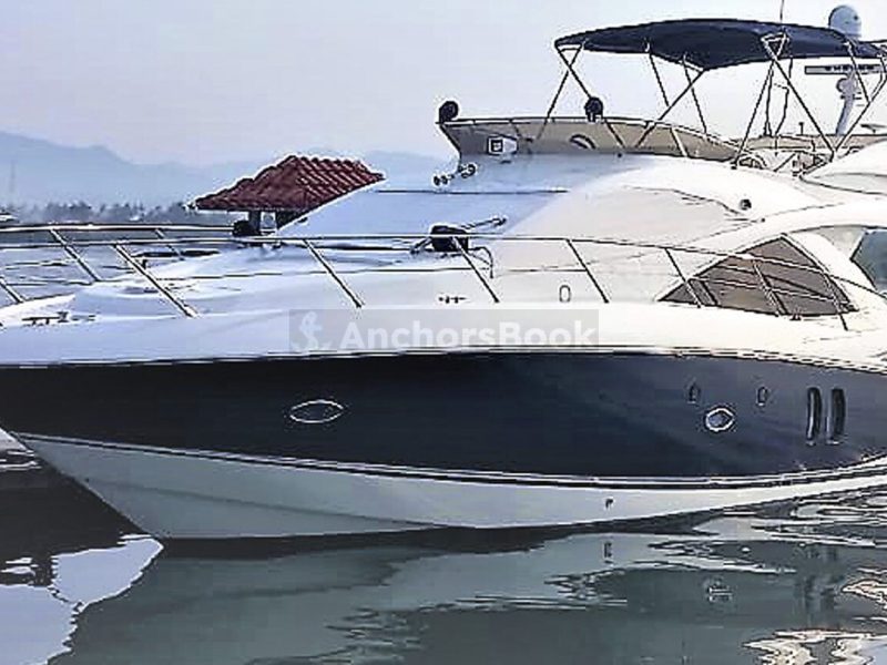 Luxury Yacht Rental In Puerto Vallarta, Jalisco | SunSeeker 52 | AnchorsBook Photo Luxury Yacht Rental In Puerto Vallarta, Jalisco | SunSeeker 52