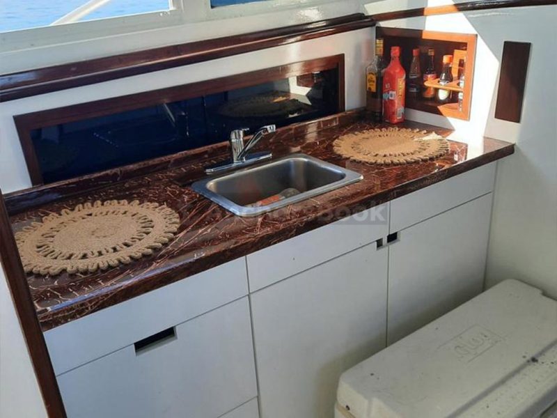 Fishing Boat Rental In Puerto Vallarta, Jalisco | Bertram 36 | AnchorsBook Photo Fishing Boat Rental In Puerto Vallarta, Jalisco | Bertram 36