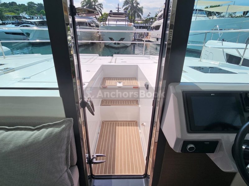 Shibuli Leopard 40' (With Food, Drinks, Water Toys/Slides) - Full Day Yacht Rental In Phuket, Thailand | AnchorsBook Photo Shibuli Leopard 40' (With Food, Drinks, Water Toys/Slides) - Full Day Yacht Rental In Phuket, Thailand