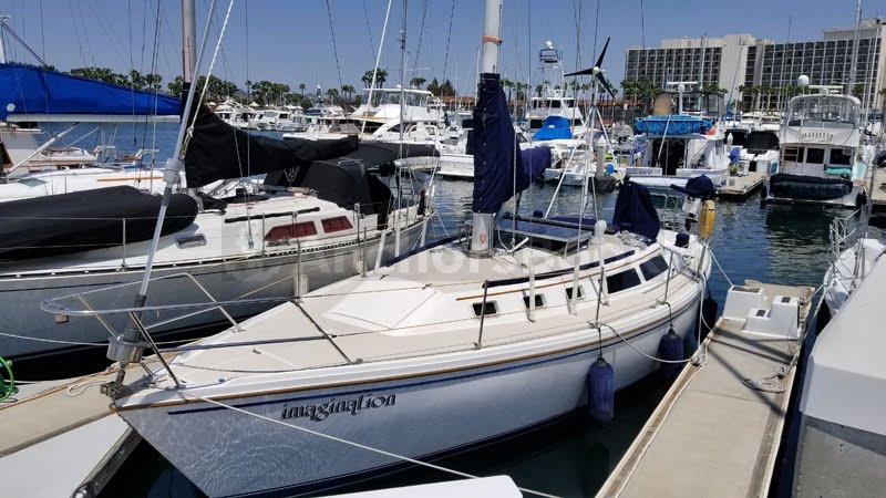 Boat Rental in San Diego California - Catalina 34 Luxury Sailboat | AnchorsBook Photo Boat Rental in San Diego California - Catalina 34 Luxury Sailboat