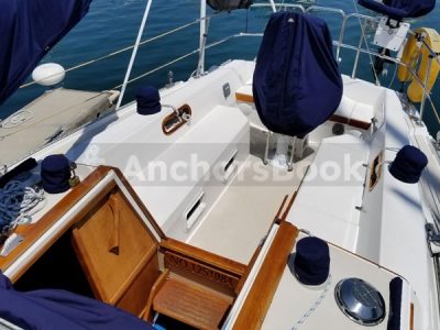 Private Boat Rental Priced Per Person in San Diego California - 70' Luxury Power Yacht With Hot Tub | AnchorsBook Photo Boat Rental in San Diego California - Catalina 34 Luxury Sailboat
