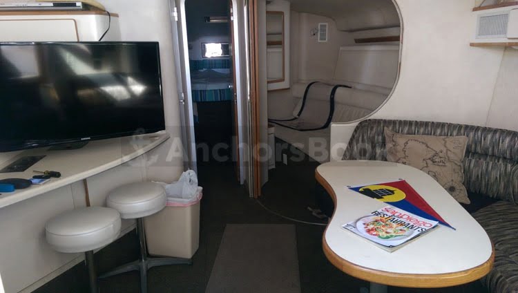 Boat Rental in San Diego California - 45' Luxury Power Yacht | AnchorsBook Photo Boat Rental in San Diego California - 45' Luxury Power Yacht