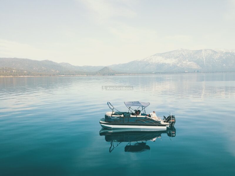 Lake Tahoe Luxury Pontoon Rental | AnchorsBook Photo Lake Tahoe Luxury Pontoon Rental