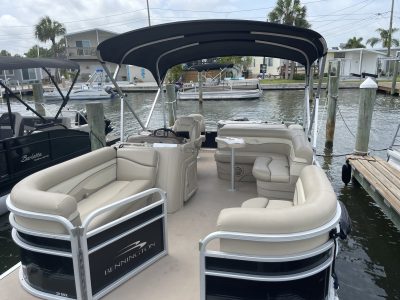 BOAT FUN IN THE SUN - PONTOON DAY 21ft Bennington