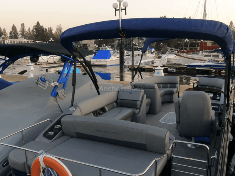 Lake Tahoe Luxury Pontoon Rental | AnchorsBook Photo Lake Tahoe Luxury Pontoon Rental