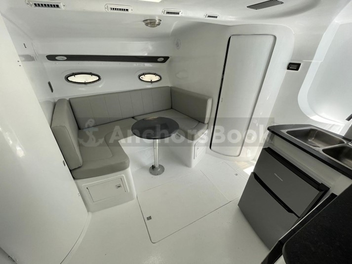 TROJAN 38 FT YACHT IN CANCUN | AnchorsBook Photo TROJAN 38 FT YACHT IN CANCUN