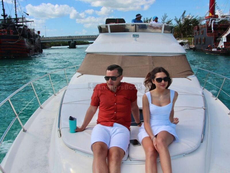 SEA RAY FLYBRIDGE FOR 15 PEOPLE IN CANCUN | AnchorsBook Photo SEA RAY FLYBRIDGE FOR 15 PEOPLE IN CANCUN