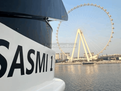 Dubai 84 ft Stunning VIP Luxury Yacht - 40PAX | AnchorsBook Photo Dubai: Private Luxury Yacht Cruise on a 70-Foot Yacht