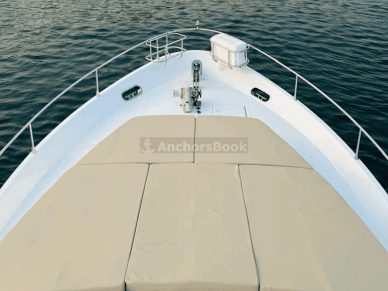 Dubai: Private Luxury Yacht Cruise on a 70-Foot Yacht | AnchorsBook Photo Dubai: Private Luxury Yacht Cruise on a 70-Foot Yacht