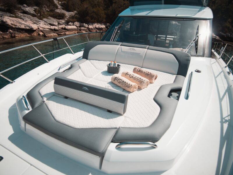 Galeon 440 Fly "FGstar Mini" (46 FT) | AnchorsBook Photo Galeon 440 Fly "FGstar Mini" (46 FT)