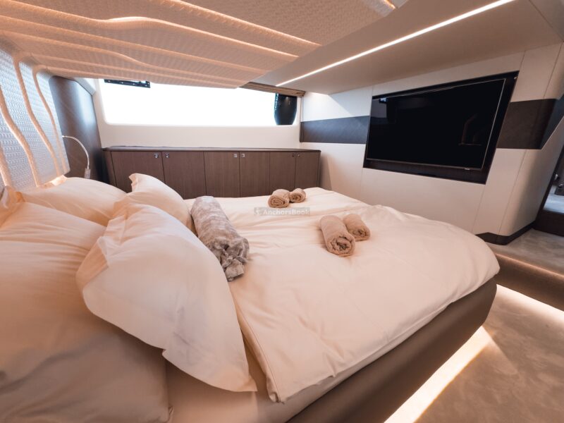 Galeon 440 Fly "FGstar Mini" (46 FT) | AnchorsBook Photo Galeon 440 Fly "FGstar Mini" (46 FT)