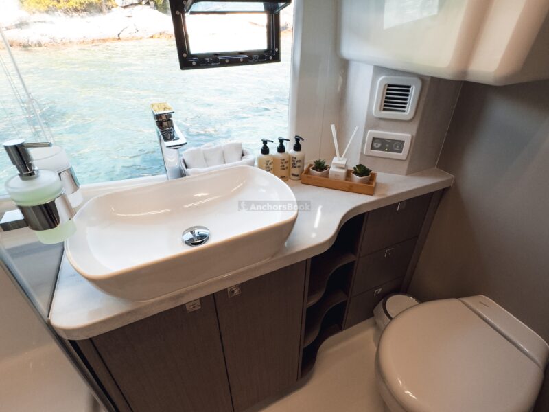 Galeon 440 Fly "FGstar Mini" (46 FT) | AnchorsBook Photo Galeon 440 Fly "FGstar Mini" (46 FT)