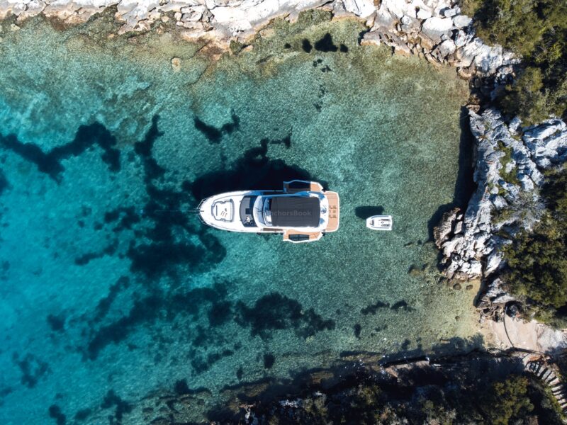 Galeon 440 Fly "FGstar Mini" (46 FT) | AnchorsBook Photo Galeon 440 Fly "FGstar Mini" (46 FT)