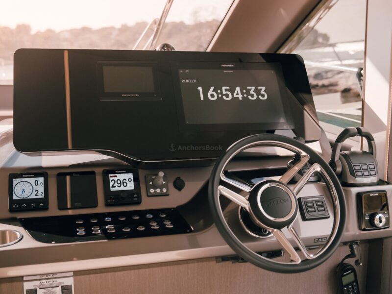 Galeon 440 Fly "FGstar Mini" (46 FT) | AnchorsBook Photo Galeon 440 Fly "FGstar Mini" (46 FT)