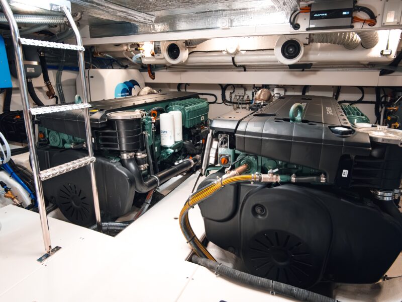 Galeon 440 Fly "FGstar Mini" (46 FT) | AnchorsBook Photo Galeon 440 Fly "FGstar Mini" (46 FT)