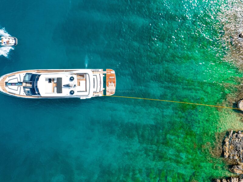 Galeon 640 Fly "FGstar" (68 FT) | AnchorsBook Photo Galeon 640 Fly "FGstar" (68 FT)