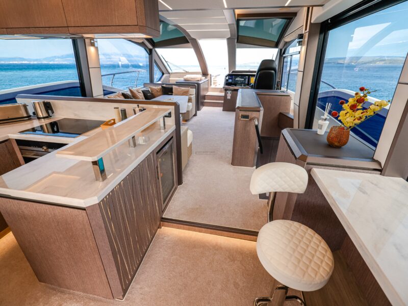 Galeon 640 Fly "FGstar" (68 FT) | AnchorsBook Photo Galeon 640 Fly "FGstar" (68 FT)