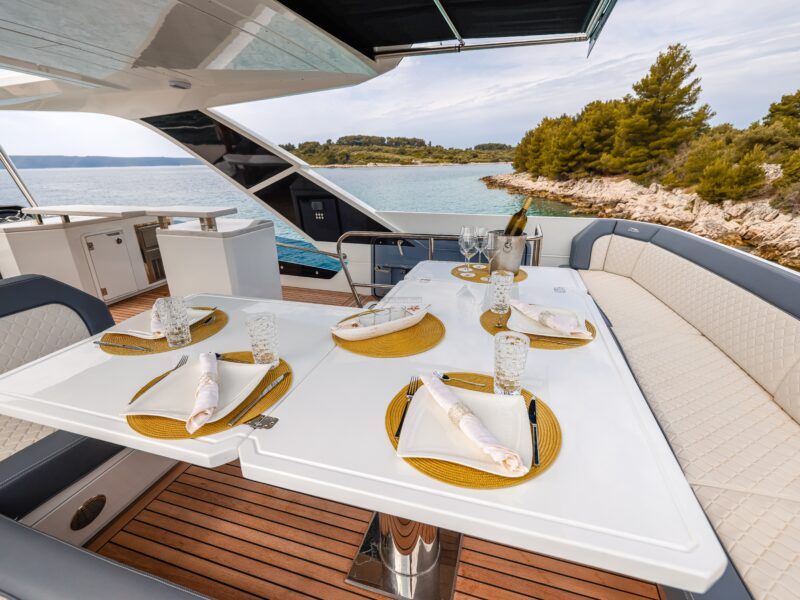 Galeon 640 Fly "FGstar" (68 FT) | AnchorsBook Photo Galeon 640 Fly "FGstar" (68 FT)