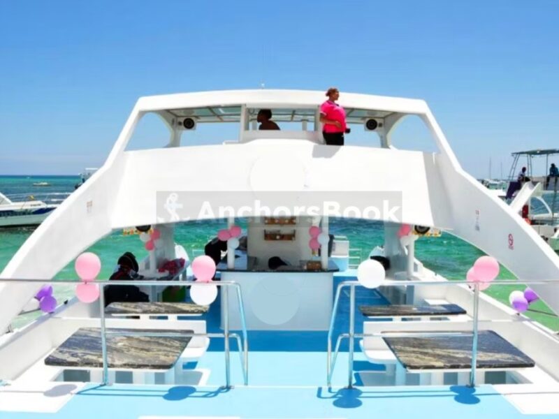 Premium yacht available in Punta Cana Shared Party | AnchorsBook Photo Premium yacht available in Punta Cana Shared Party