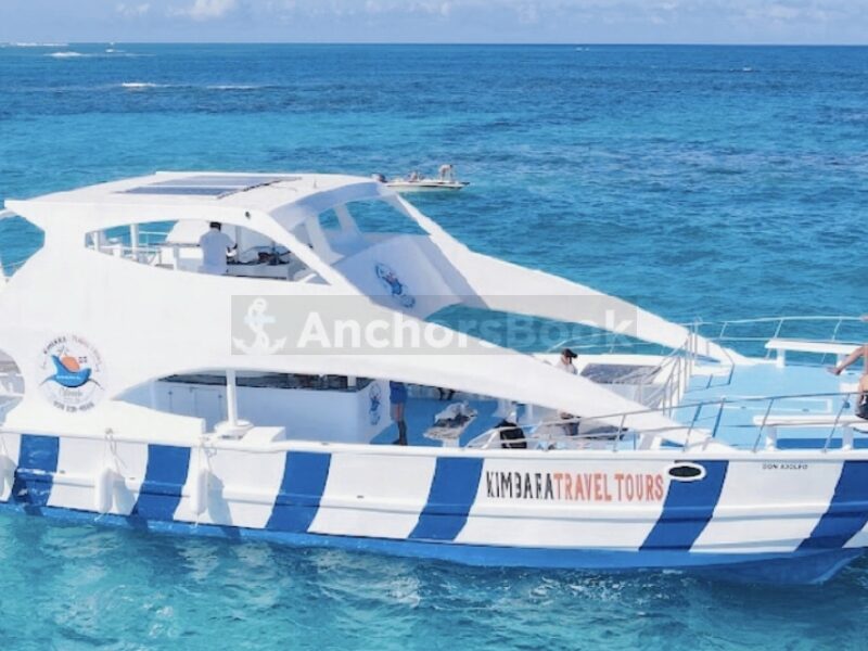 Premium yacht available in Punta Cana Shared Party | AnchorsBook Photo Premium yacht available in Punta Cana Shared Party