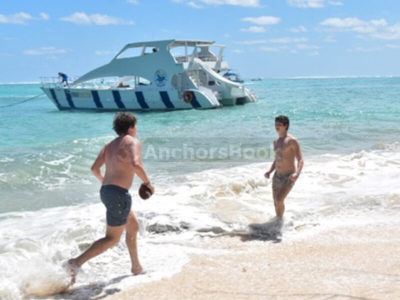 Premium yacht available in Punta Cana Shared Party | AnchorsBook Photo Premium yacht available in Punta Cana Shared Party