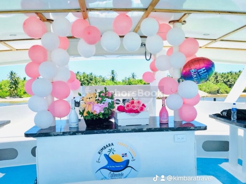 Premium yacht available in Punta Cana Shared Party | AnchorsBook Photo Premium yacht available in Punta Cana Shared Party