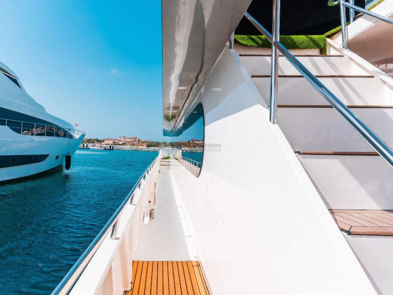 Sweet Caroline Dubai 142ft VIP Mega Yacht - Up To 150 Guests | AnchorsBook Photo Sweet Caroline Dubai 142ft VIP Mega Yacht - Up To 150 Guests