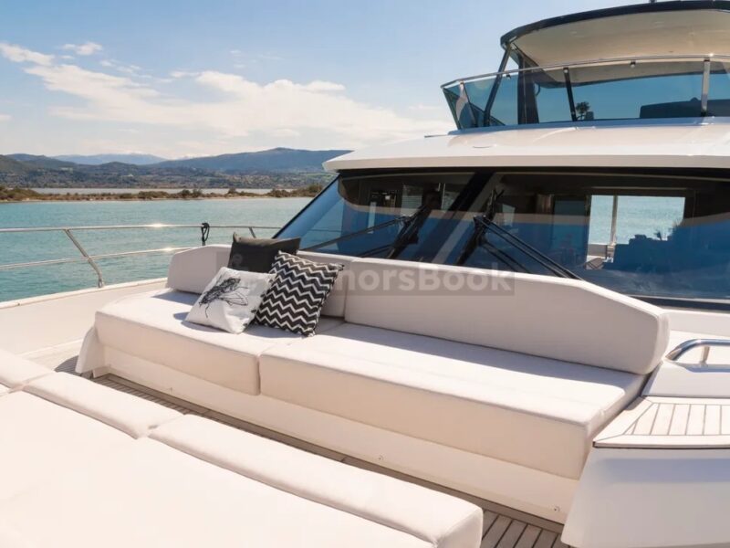 FULL DAY RENTAL - Riva Stander 48ft | AnchorsBook Photo FULL DAY RENTAL - Riva Stander 48ft