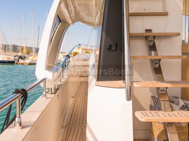 FULL DAY RENTAL - Riva Stander 48ft | AnchorsBook Photo FULL DAY RENTAL - Riva Stander 48ft