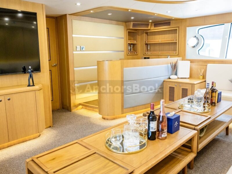 3-6 Hour Birthday Party 76ft Yacht With Cake, Decorations & Inflatables / Waterslides – (Up to 45PAX) | AnchorsBook Photo 3-6 Hour Birthday Party 76ft Yacht With Cake, Decorations & Inflatables / Waterslides – (Up to 45PAX)