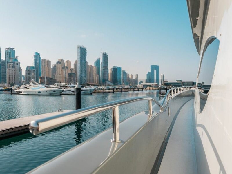 VIP 88ft Dubai Yacht Rental For 55PAX | AnchorsBook Photo VIP 88ft Dubai Yacht Rental For 55PAX