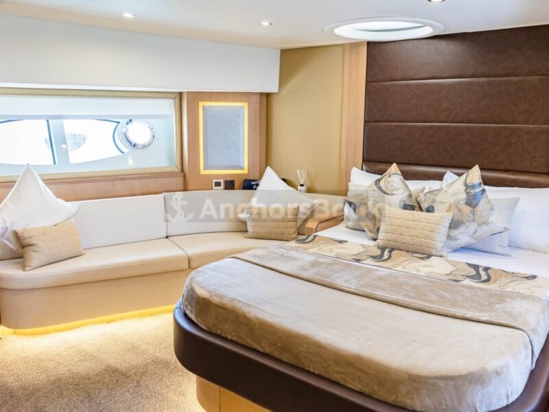 3-6 Hour Birthday Party 76ft Yacht With Cake, Decorations & Inflatables / Waterslides – (Up to 45PAX) | AnchorsBook Photo 3-6 Hour Birthday Party 76ft Yacht With Cake, Decorations & Inflatables / Waterslides – (Up to 45PAX)