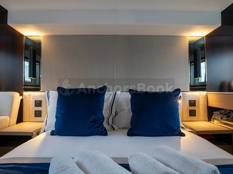 MULTIPLE HOURS RENTAL - Sunseeker Manhattan 55ft | AnchorsBook Photo MULTIPLE HOURS RENTAL - Sunseeker Manhattan 55ft