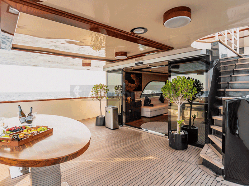 VIP Dubai 151ft Yacht Rental For Up To 120 Guests | AnchorsBook Photo VIP Dubai 151ft Yacht Rental For Up To 120 Guests