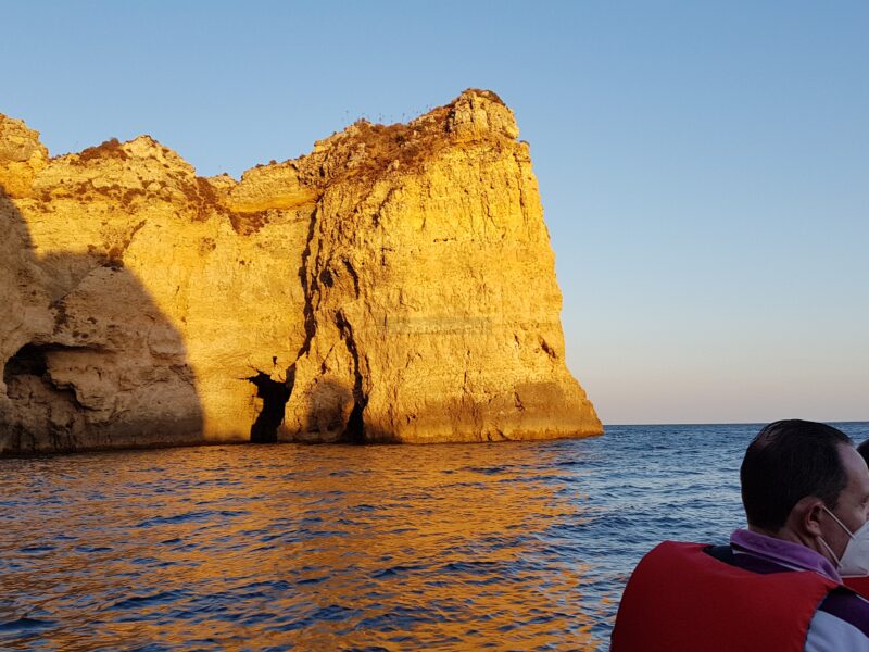 Shared Group SUNSET Boat Tour from Lagos to Ponta da Piedade with Local Guide | AnchorsBook Photo Shared Group SUNSET Boat Tour from Lagos to Ponta da Piedade with Local Guide