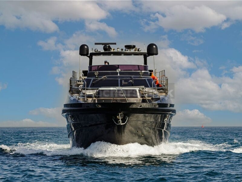 Dubai 95ft Yacht Rental For Up To 58 Guests | AnchorsBook Photo Dubai 95ft Yacht Rental For Up To 58 Guests