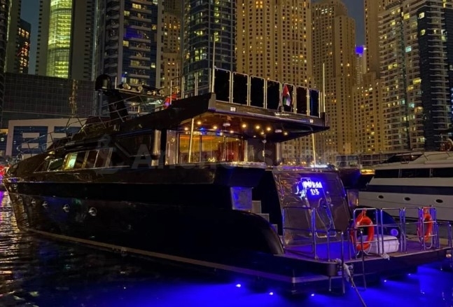 Dubai 95ft Yacht Rental For Up To 58 Guests | AnchorsBook Photo Dubai 95ft Yacht Rental For Up To 58 Guests