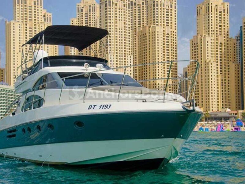 Dubai 52ft Yacht Rental For Up To 15 Guests | AnchorsBook Photo Dubai 52ft Yacht Rental For Up To 15 Guests