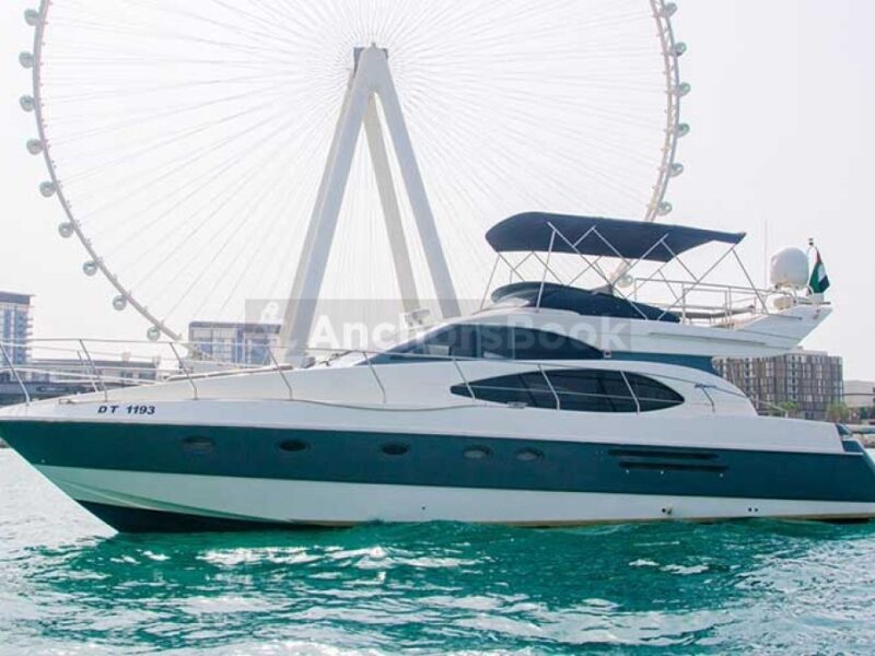 Dubai 52ft Yacht Rental For Up To 15 Guests | AnchorsBook Photo Dubai 52ft Yacht Rental For Up To 15 Guests