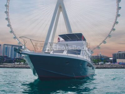 Dubai 82ft Yacht Rental For Up To 33 Guests