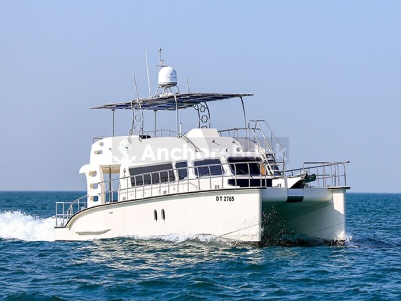 Dubai 55ft Catamaran Yacht Rental For Up To 15 Guests | AnchorsBook Photo Dubai 55ft Catamaran Yacht Rental For Up To 15 Guests