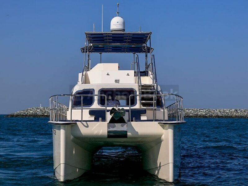 Dubai 55ft Catamaran Yacht Rental For Up To 15 Guests | AnchorsBook Photo Dubai 55ft Catamaran Yacht Rental For Up To 15 Guests