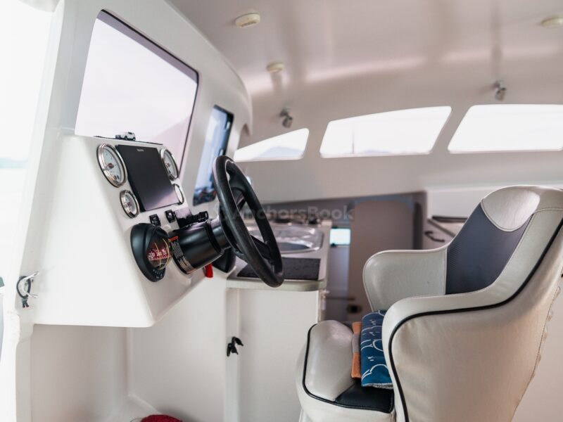 Hot Chilli 38 ft. Power Catamaran | AnchorsBook Photo Hot Chilli 38 ft. Power Catamaran