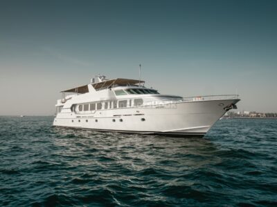 Premium 118ft | Free 🚌 Transfer, & Free 🥂 Unlimited Alcohol + Soft Drinks Included - Book 3+ Hr Get 1 Hr Free Offer