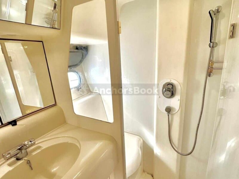 Motor Yacht Rental In Greece - Princess 470 (Full Day Or Multiple Days) | AnchorsBook Photo Motor Yacht Rental In Greece - Princess 470 (Full Day Or Multiple Days)