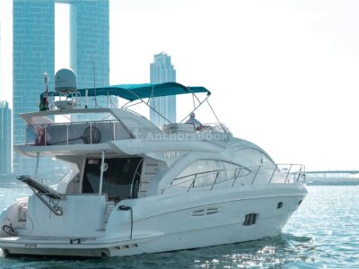4-6 Hour Birthday Party V 56ft Yacht - Includes: 🚌Transfers, 🎂Cake, 🎈Decorations, 🥂Unlimited Alcohol & Soft Drinks