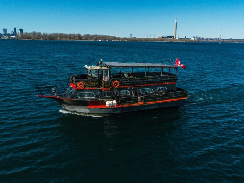 Island Princess - Mega Yacht Private Rental In Toronto | AnchorsBook Photo Island Princess - Mega Yacht Private Rental In Toronto