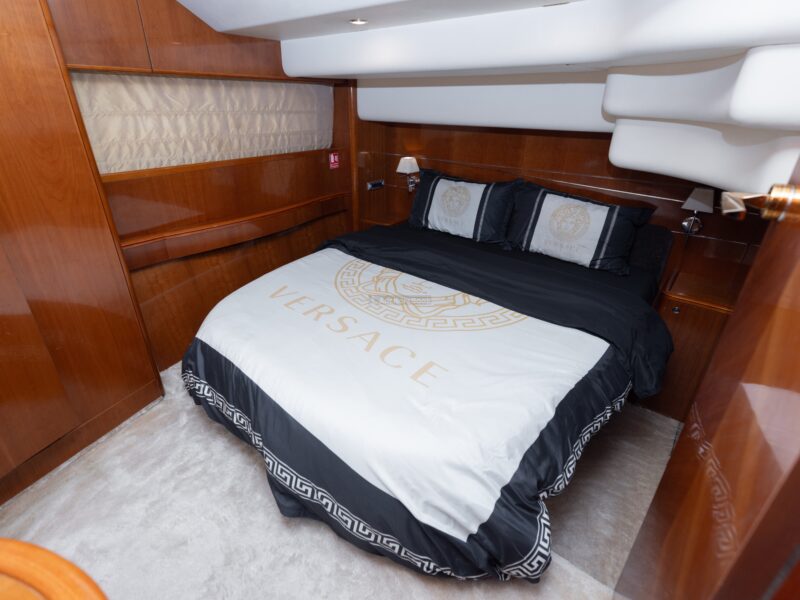 64FT Princess Yacht | AnchorsBook Photo 64FT Princess Yacht