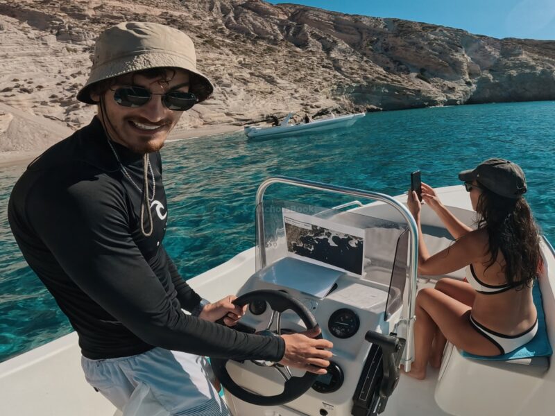 16ft Bareboat Rental In Milos | AnchorsBook Photo 16ft Bareboat Rental In Milos
