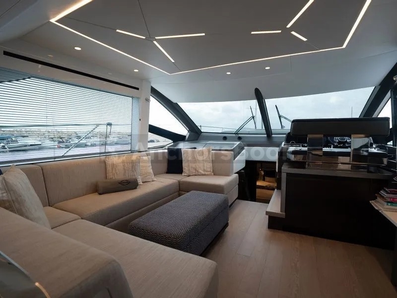 FULL DAY RENTAL - Sunseeker Manhattan 55ft | AnchorsBook Photo FULL DAY RENTAL - Sunseeker Manhattan 55ft